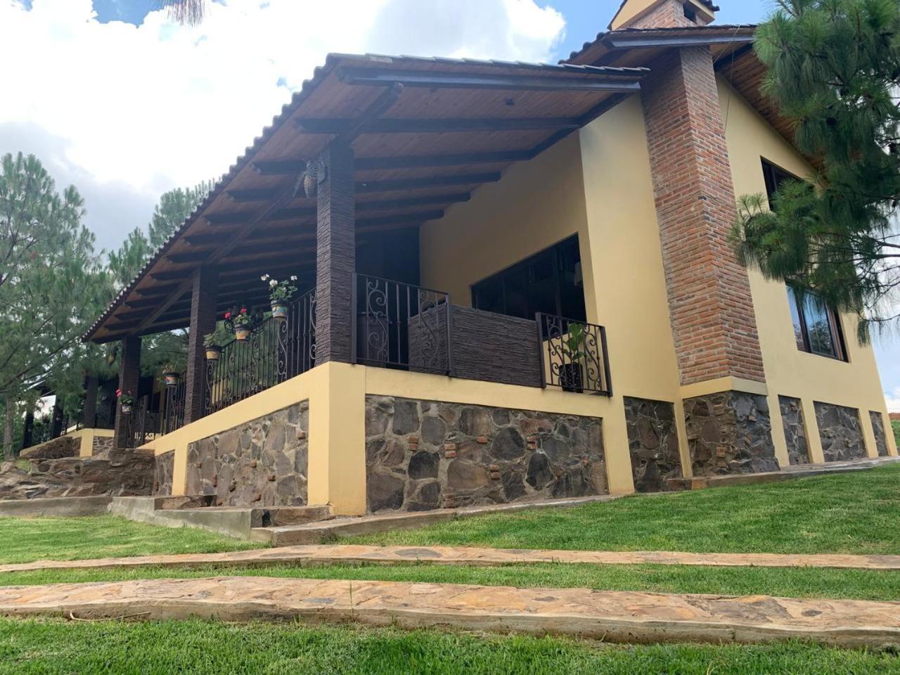 Cabana No.7 Puerta Del Bosque Mazamitla. Extérieur photo